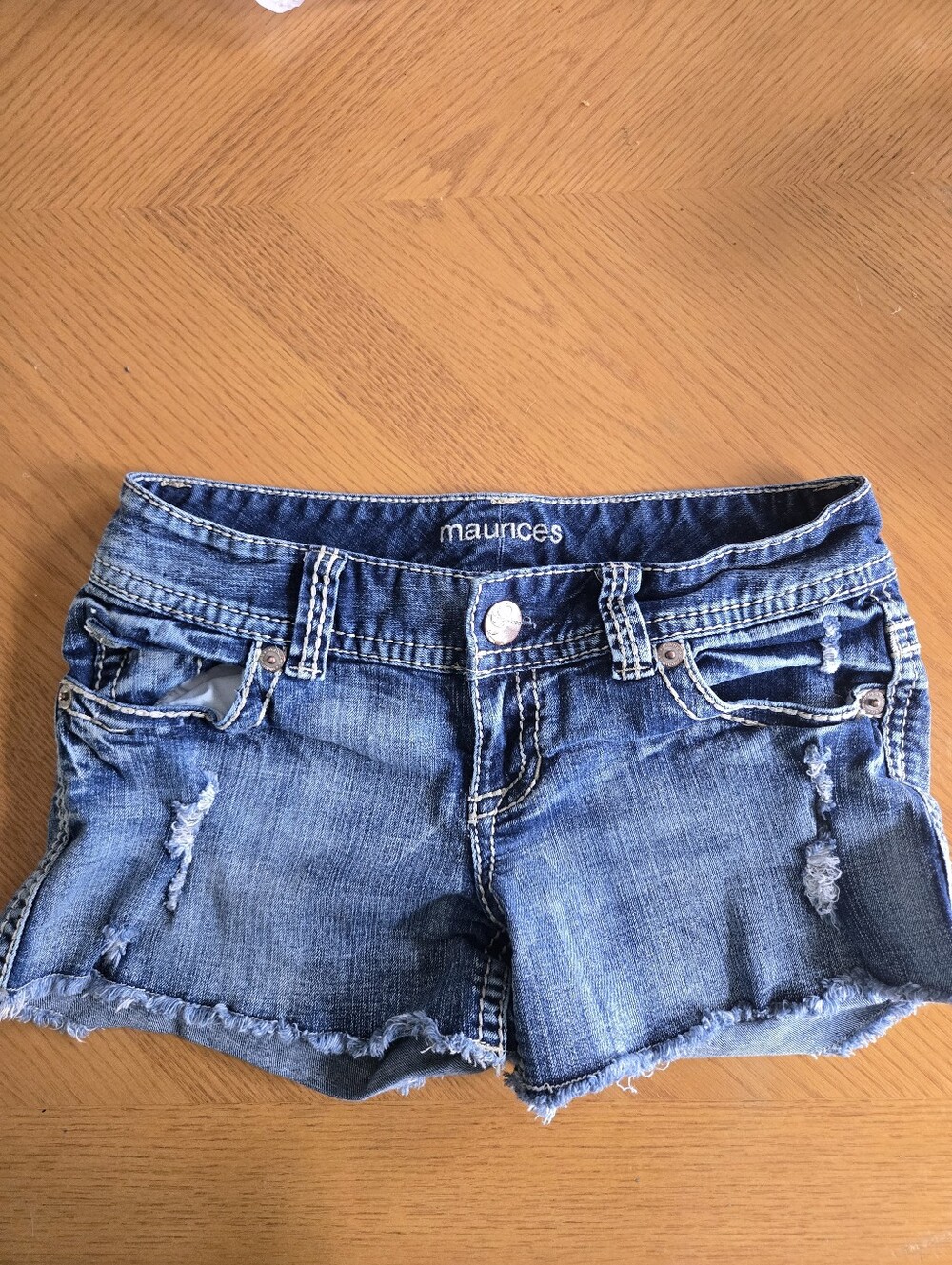 Maurices Medium Blue Distressed Denim Shorts Size 3/4